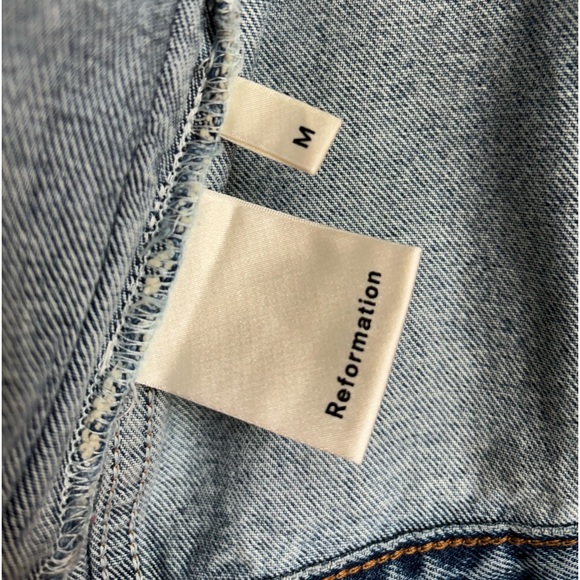 Reformation Distressed Jean Jacket - M - Picture 4 of 8
